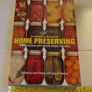 Ball Complete Book of Home Preserving - Colorful Edition